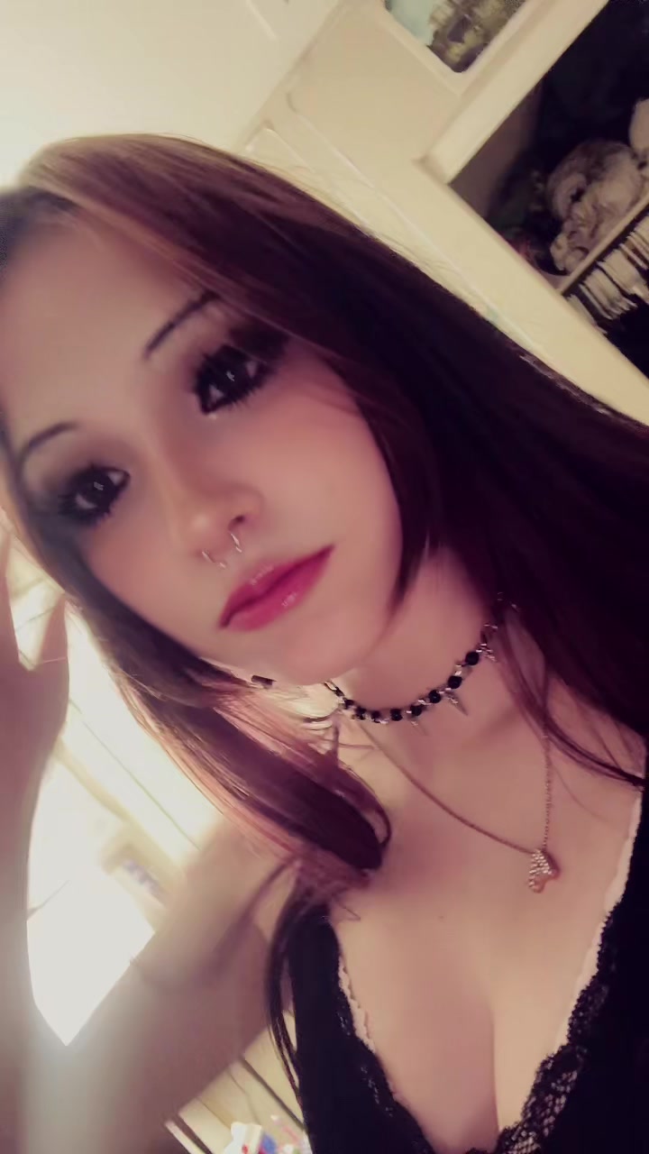 @Bella<3