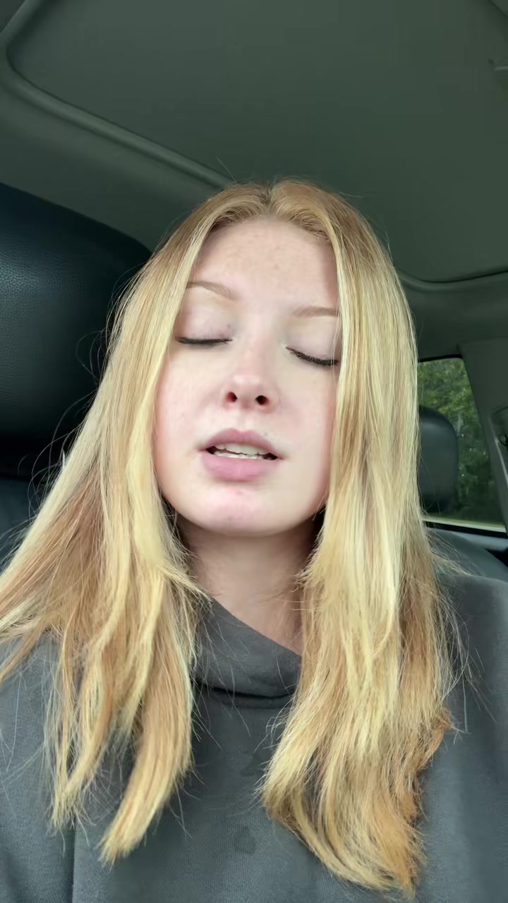 @prettyy3m