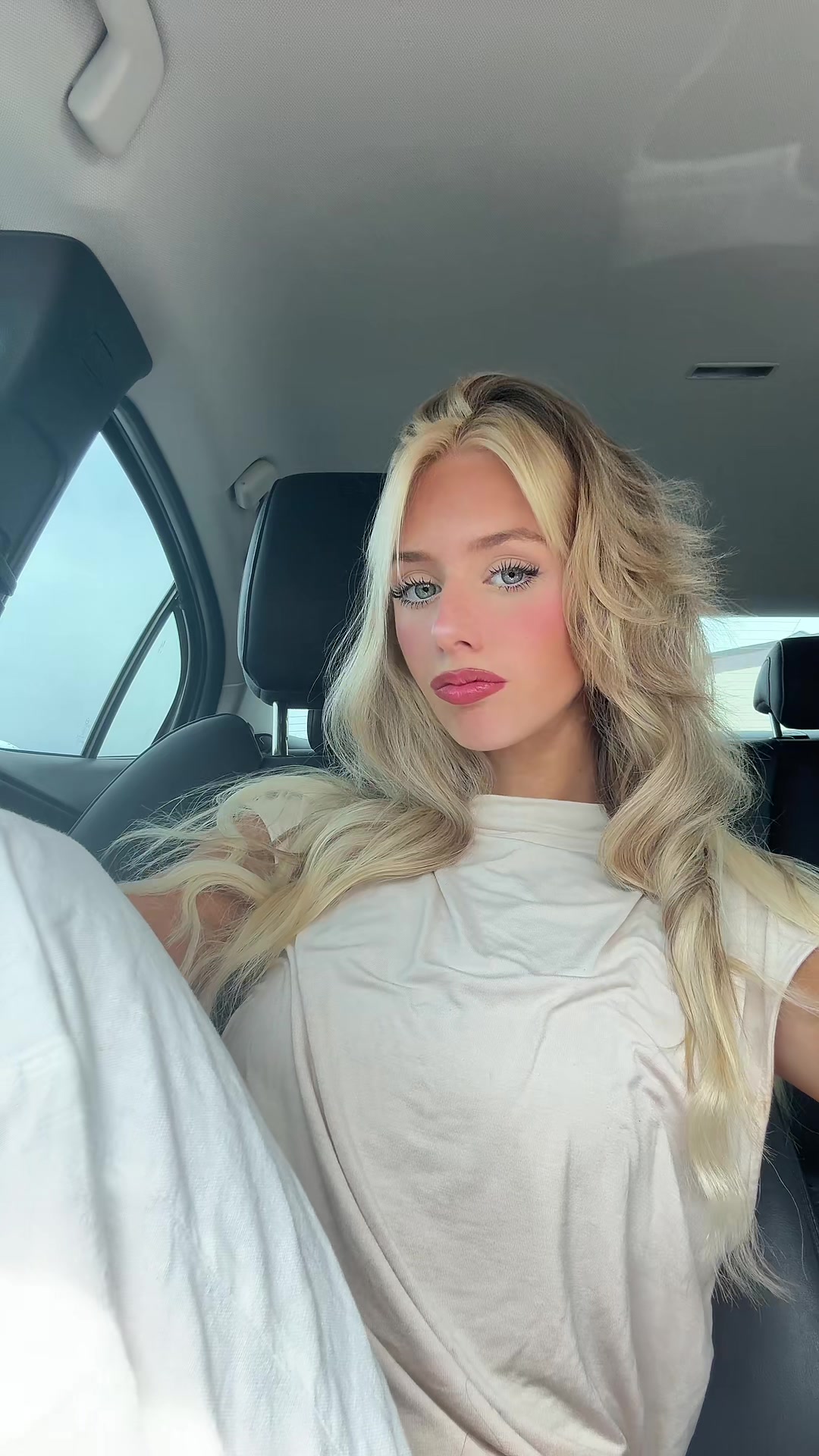 @zo&euml; mae ✰