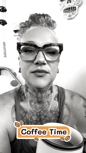 @Leighna Queen of Trolls