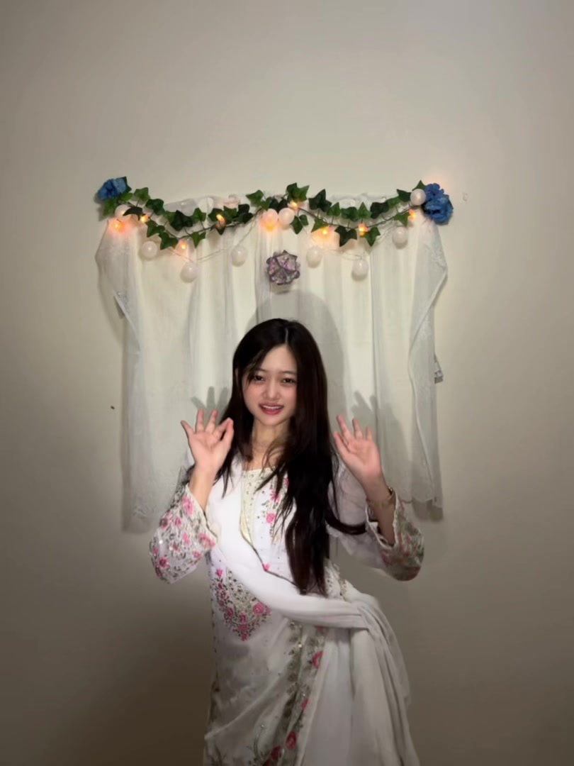 @shiyona__???