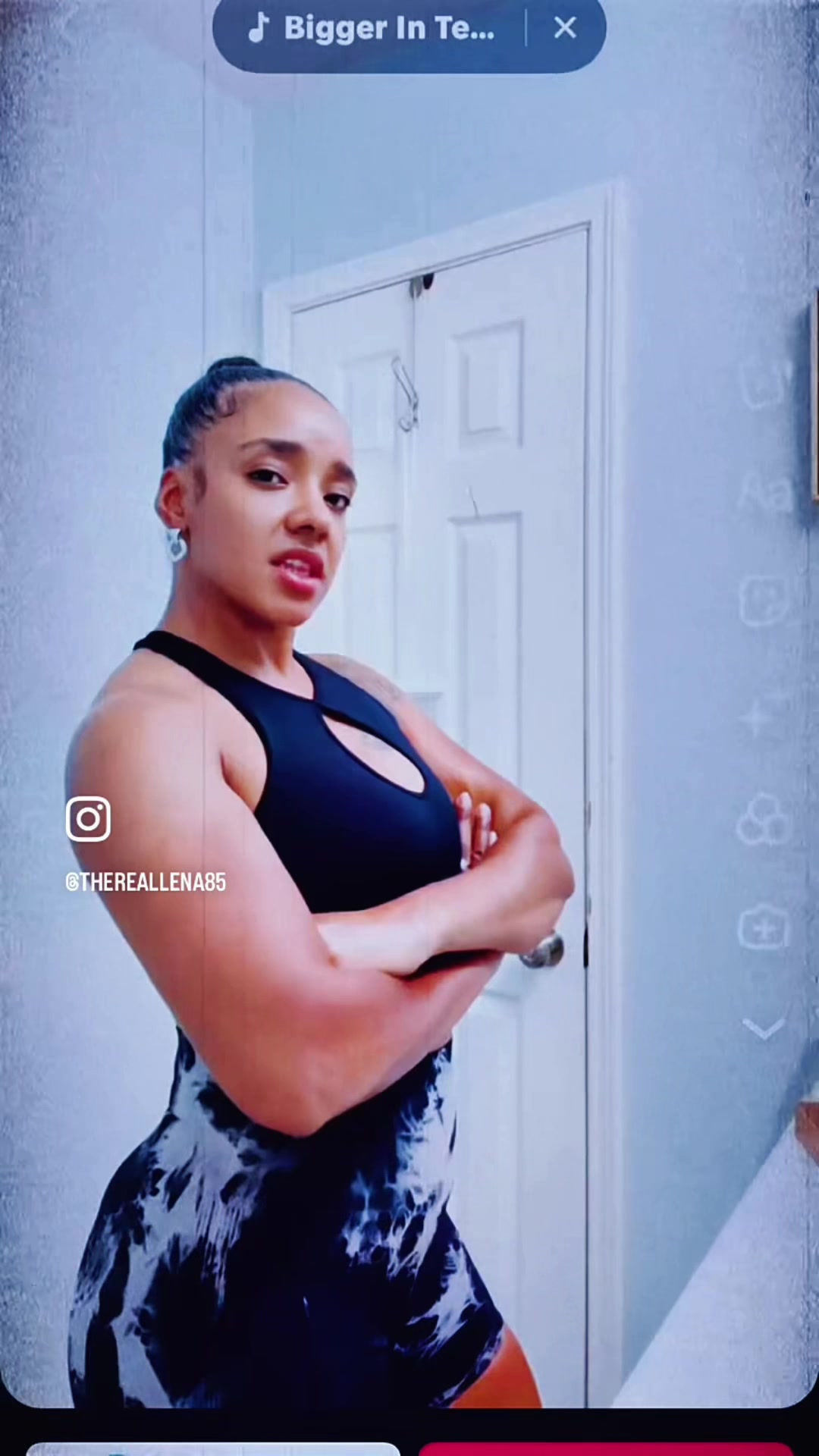 @HER GAINZ