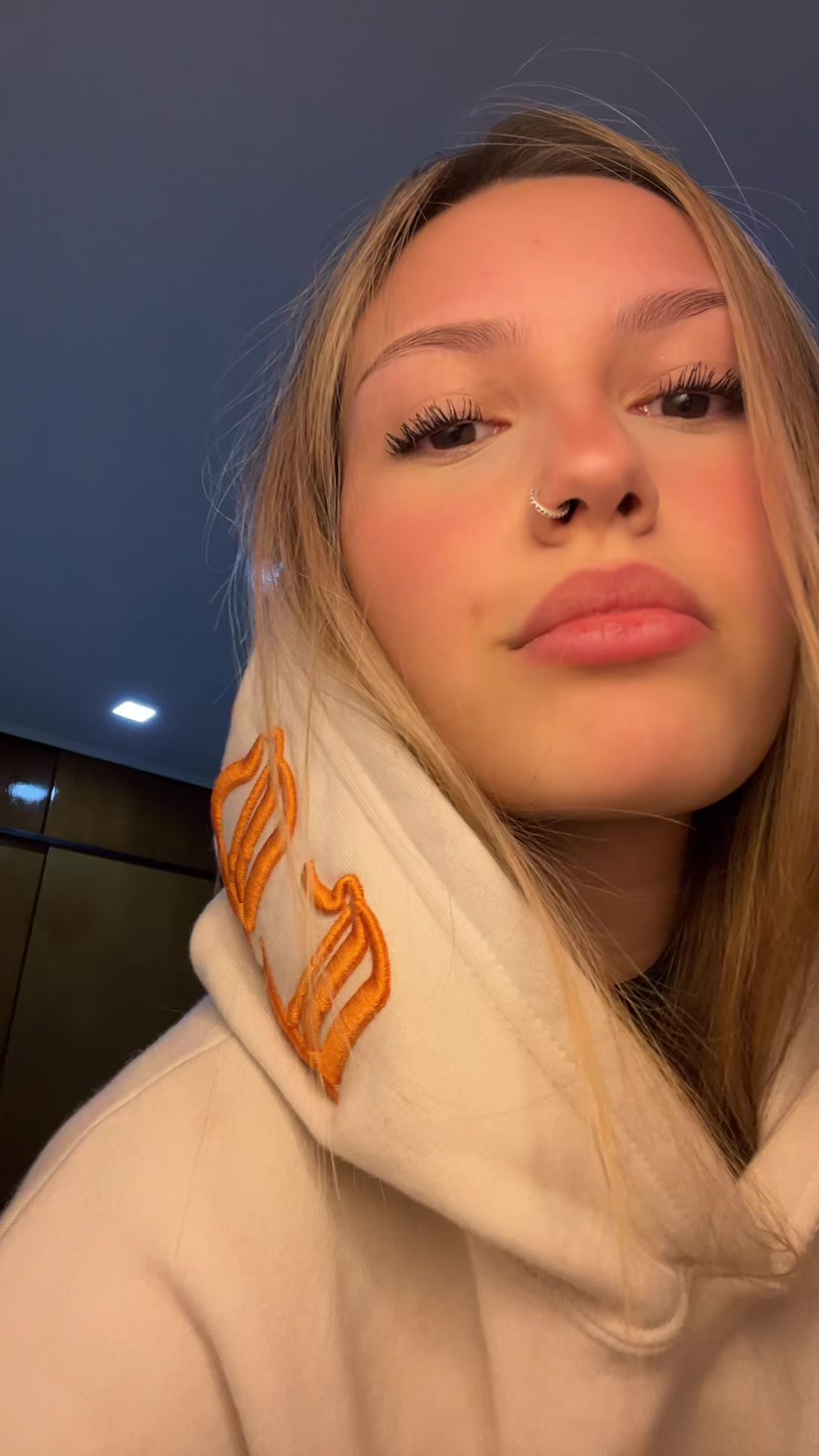 @𝐚𝐧𝐧 ★