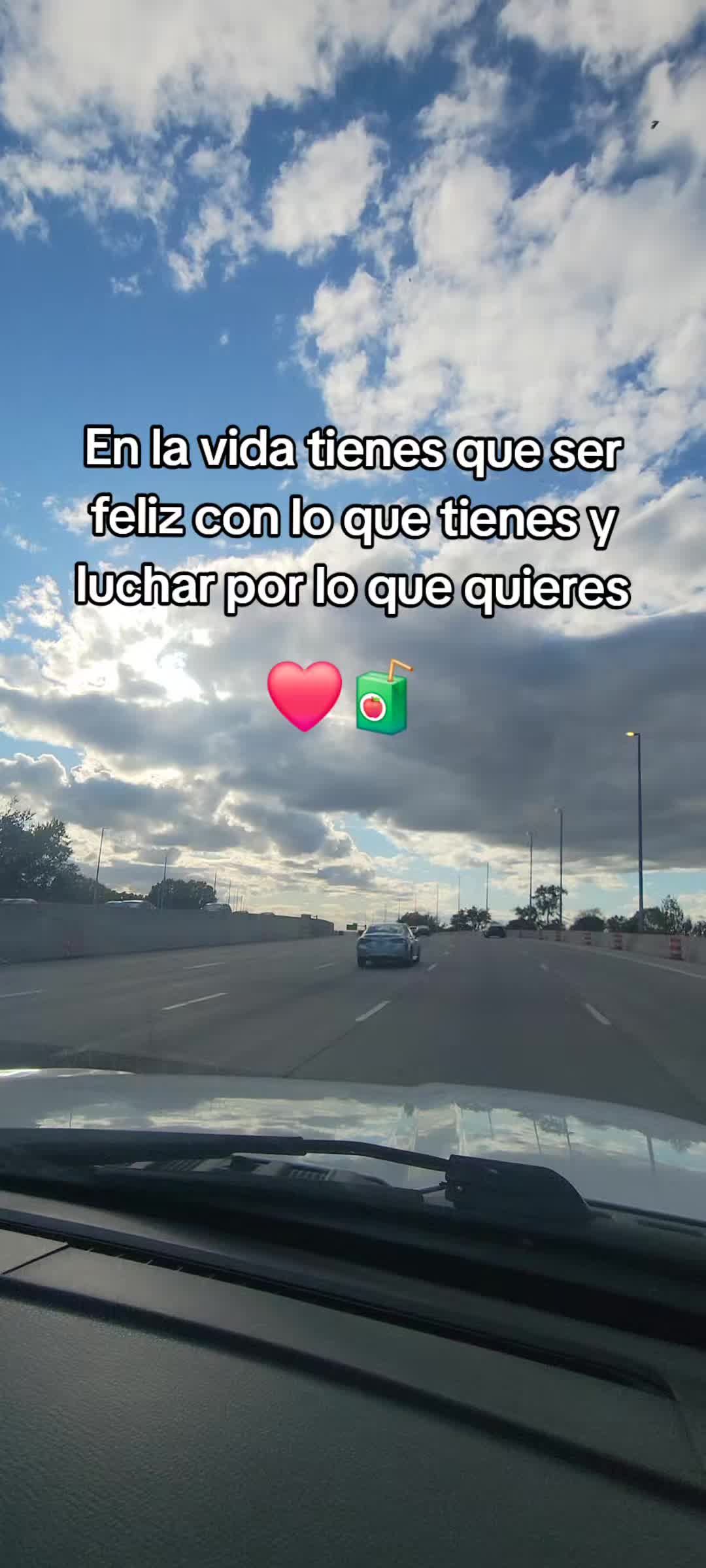 @Salazar 🐝🤍🇬🇹