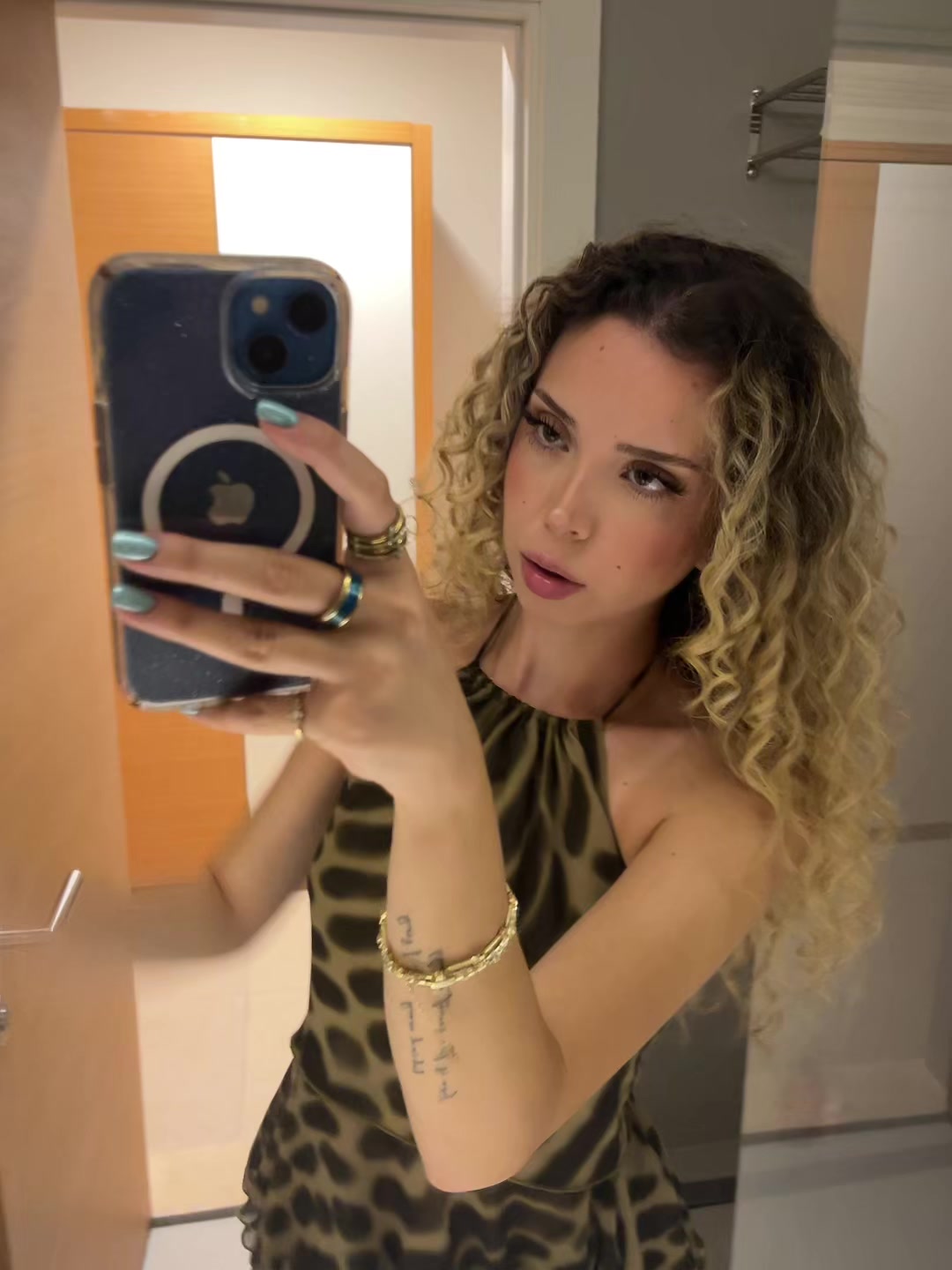 @Beste Özcan
