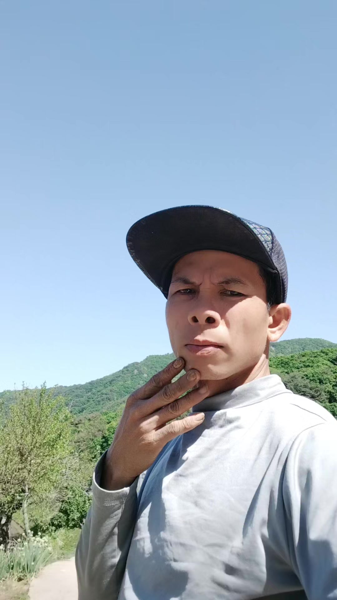 @tr&uacute;c linh1993