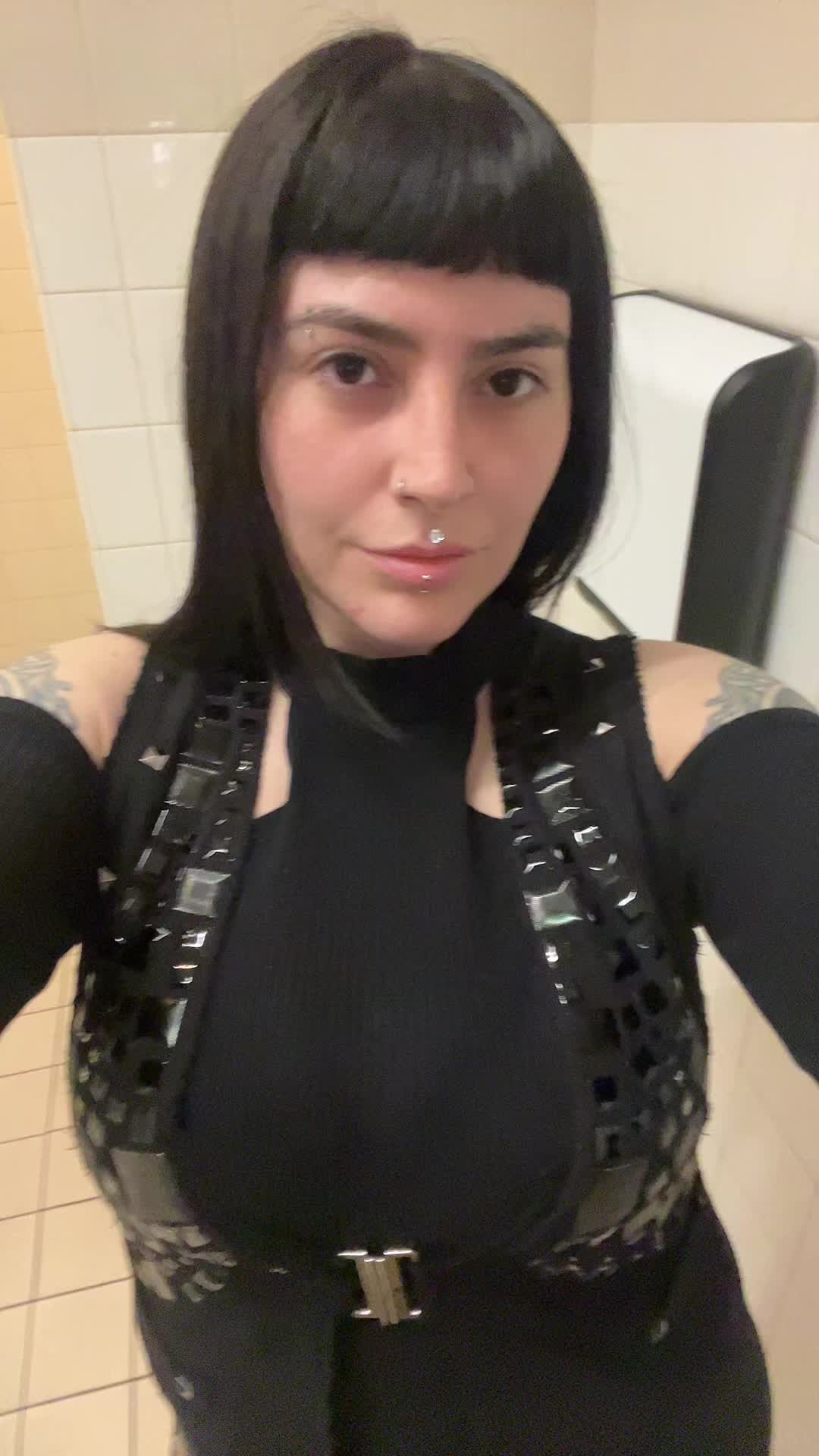 @DeathInVogue