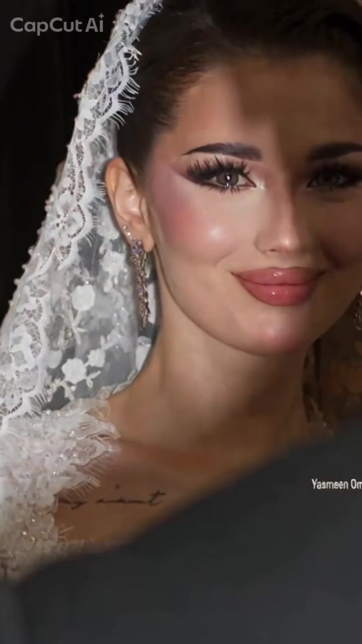 @ياسمين عمر💄| ميك اب ارتست جدة
