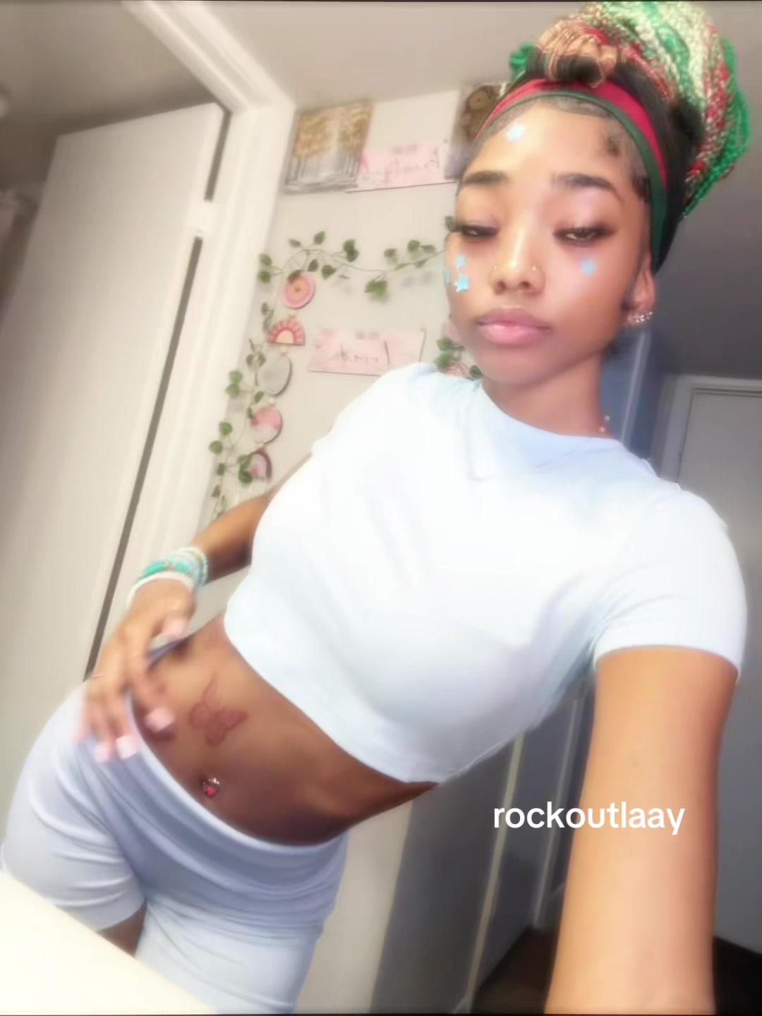 @rockoutlaay