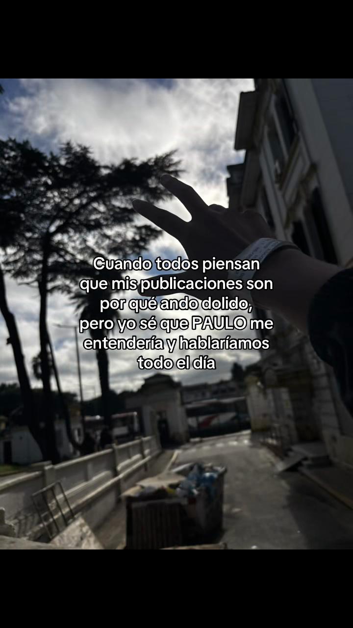 @Rojiiz ⚡