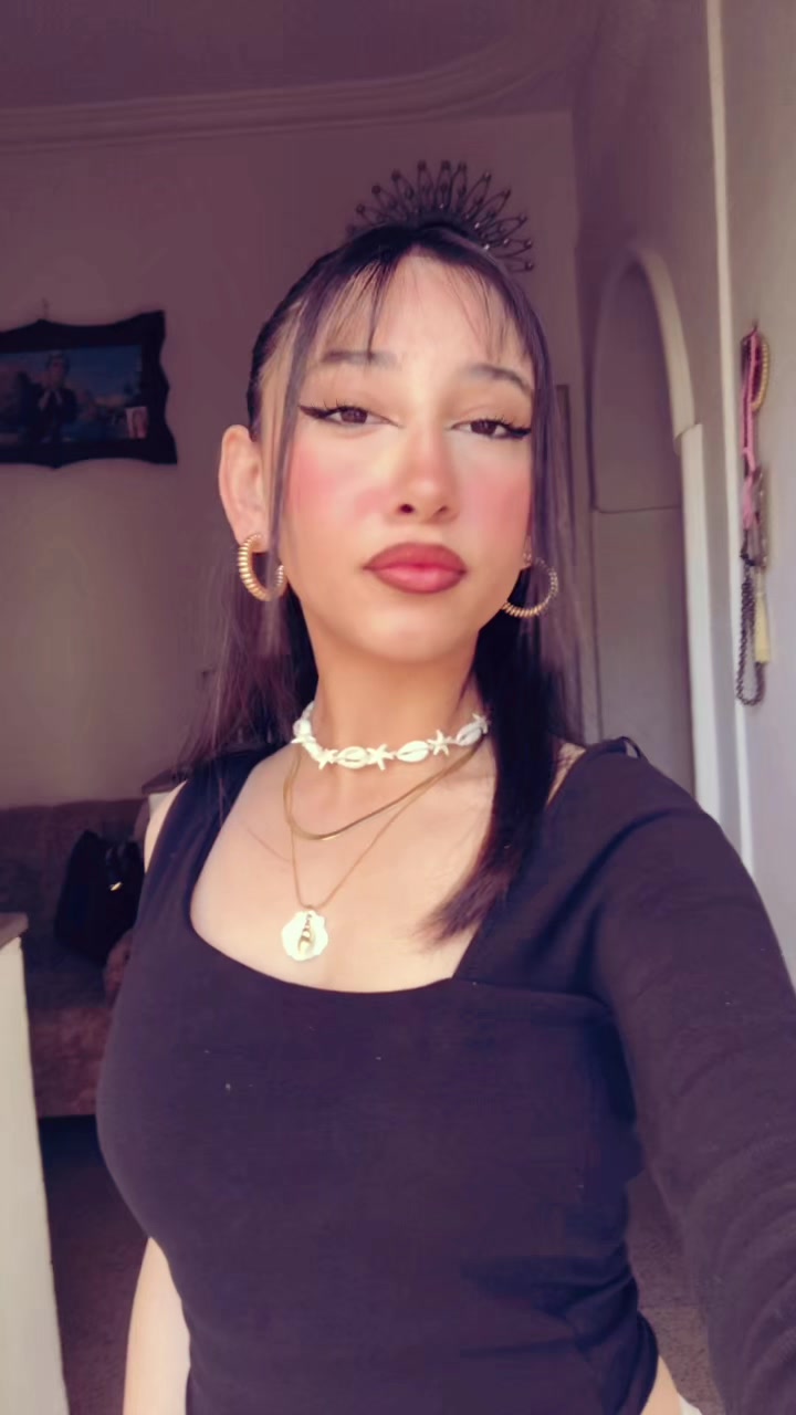 @M.