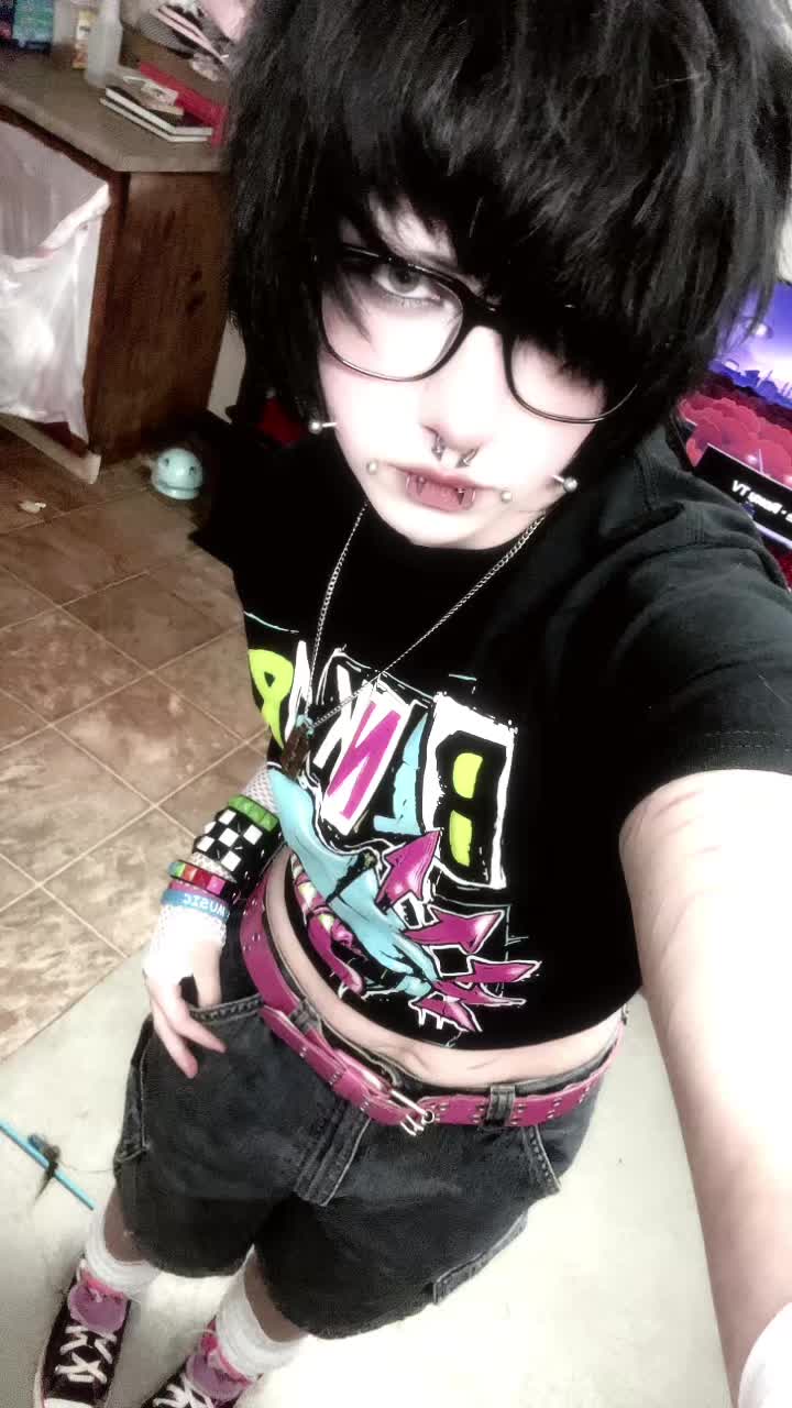@dogferatu