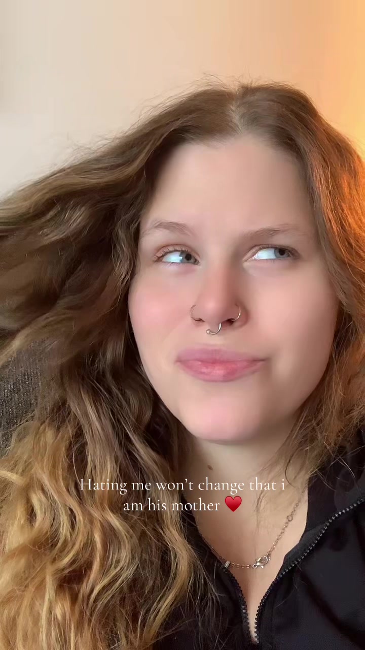 @ᗰᗩᗰᗩ ᗷ ღ🧸