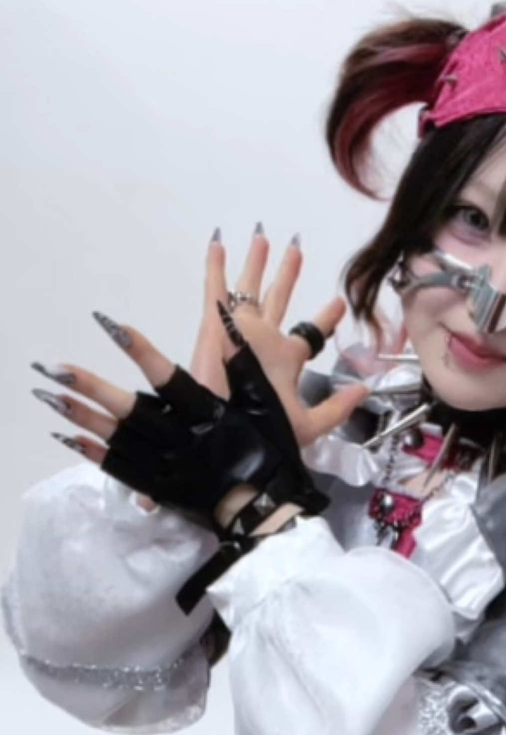 @___IV [SOCIAL&times;MATCH]