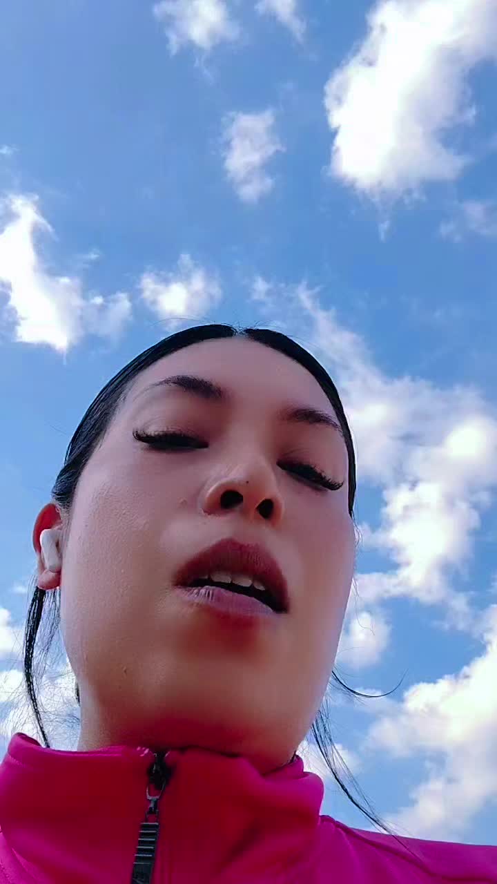 @GlowByLore