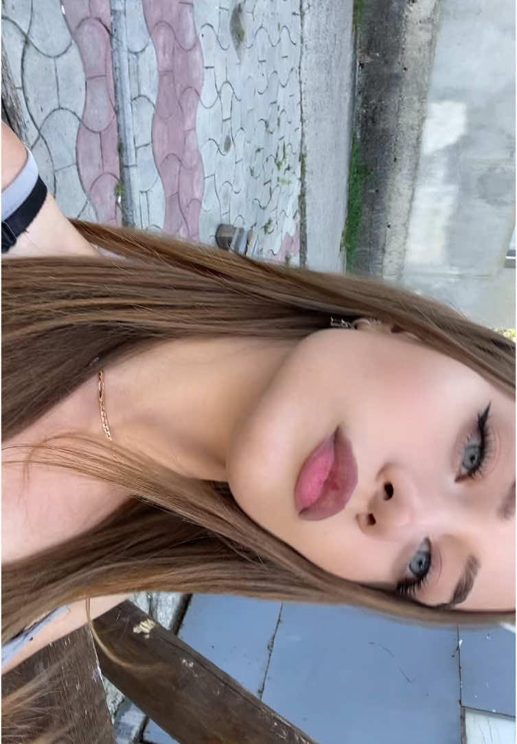 @Iulia