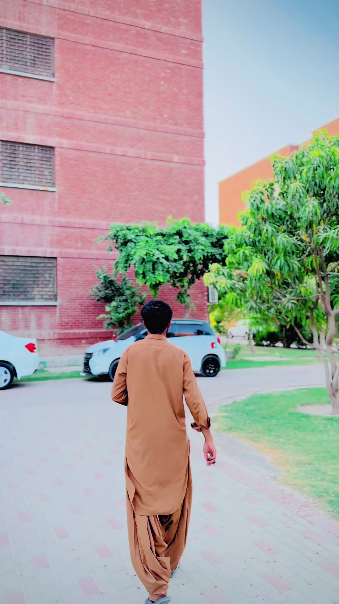 @Allah_ka_banda_🥺❤️