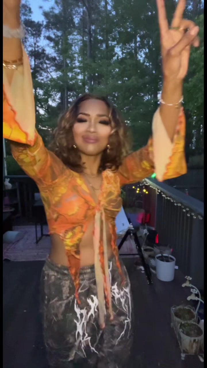 @Tazvazbaybee