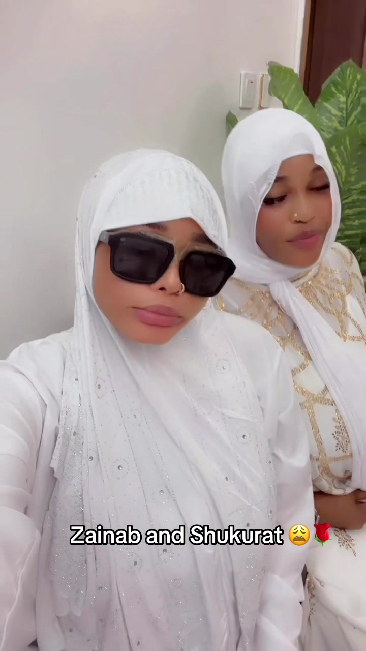 @QUEEN 👸 DAMMY😍🌹
