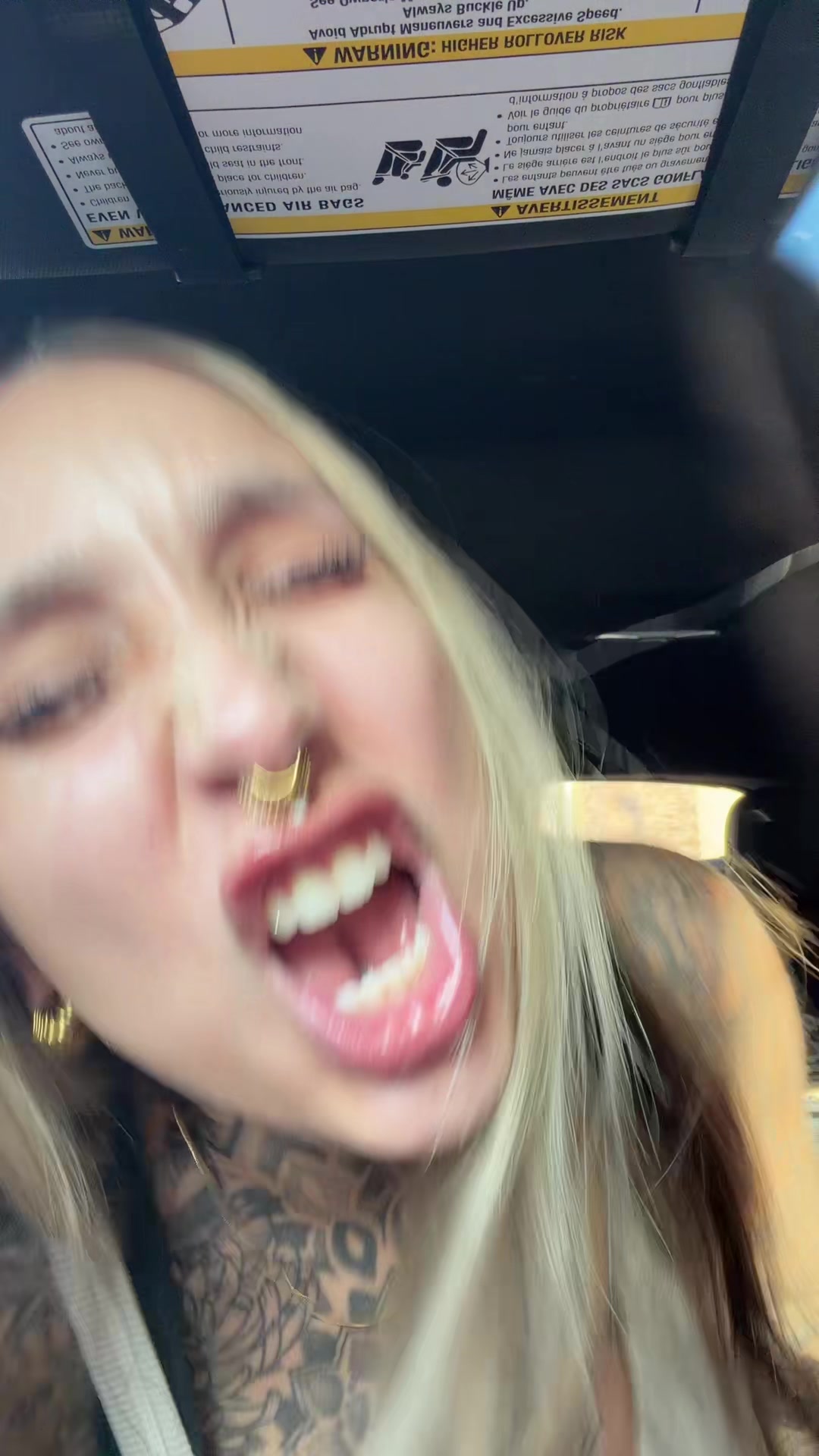 @Split_tongue_bri