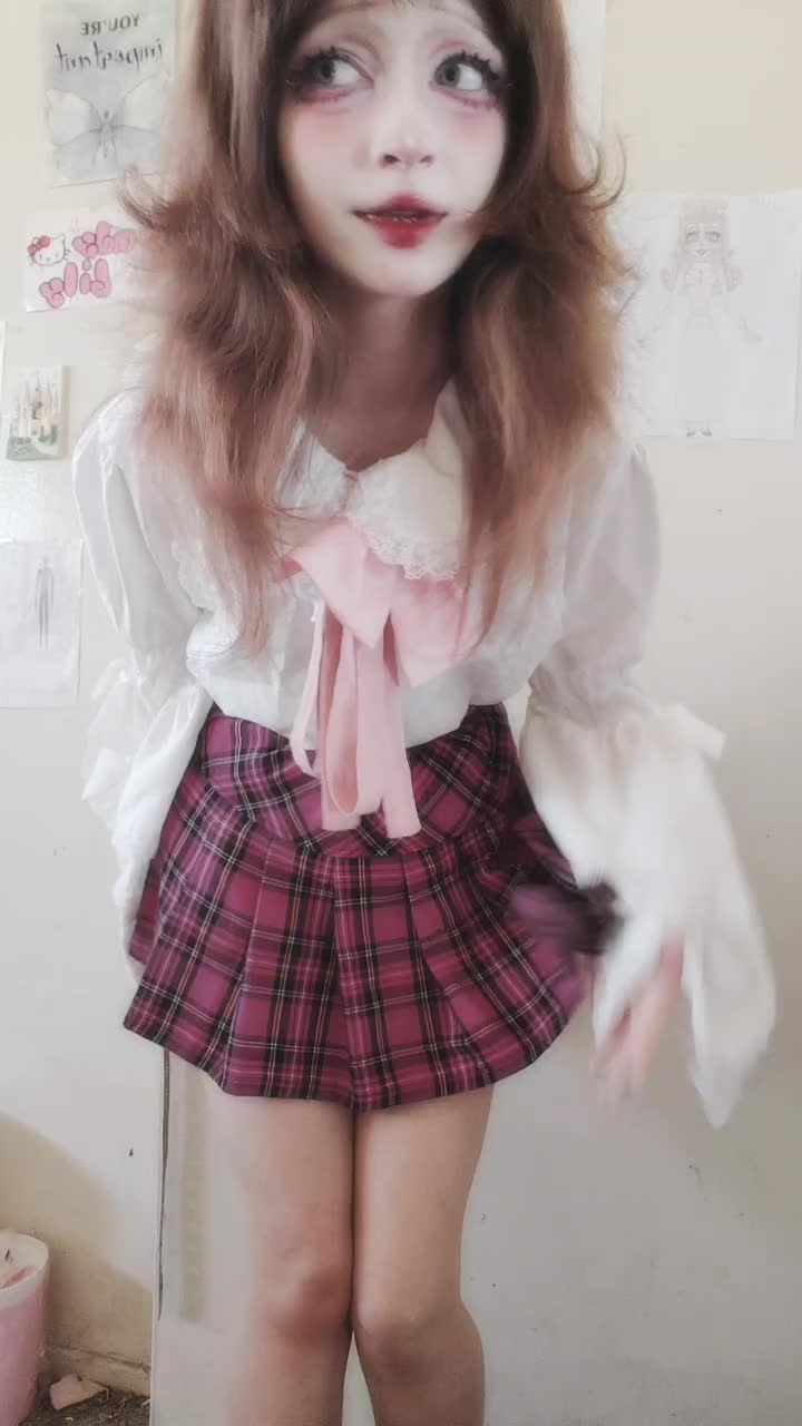 @Lady Lily😼レディ・リリー😼🩷