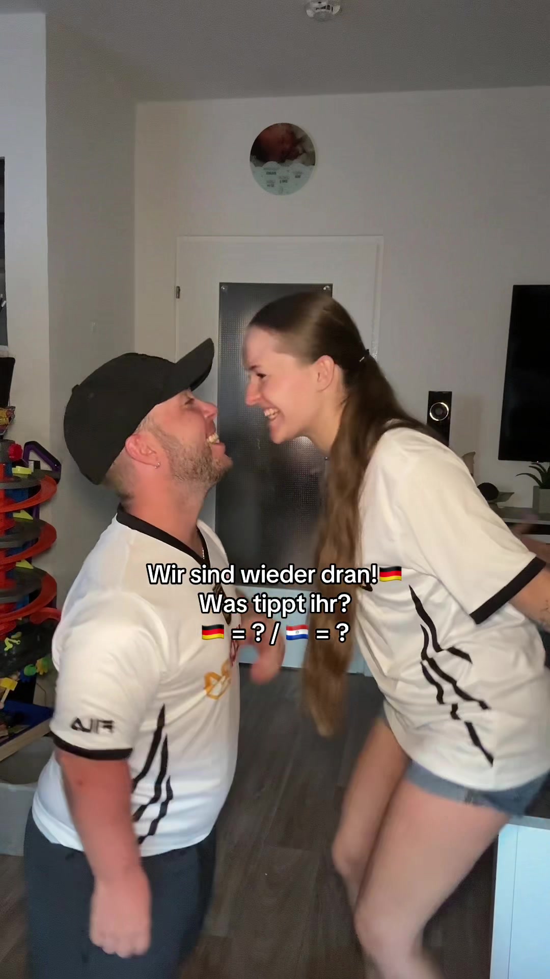 @diesetoni_