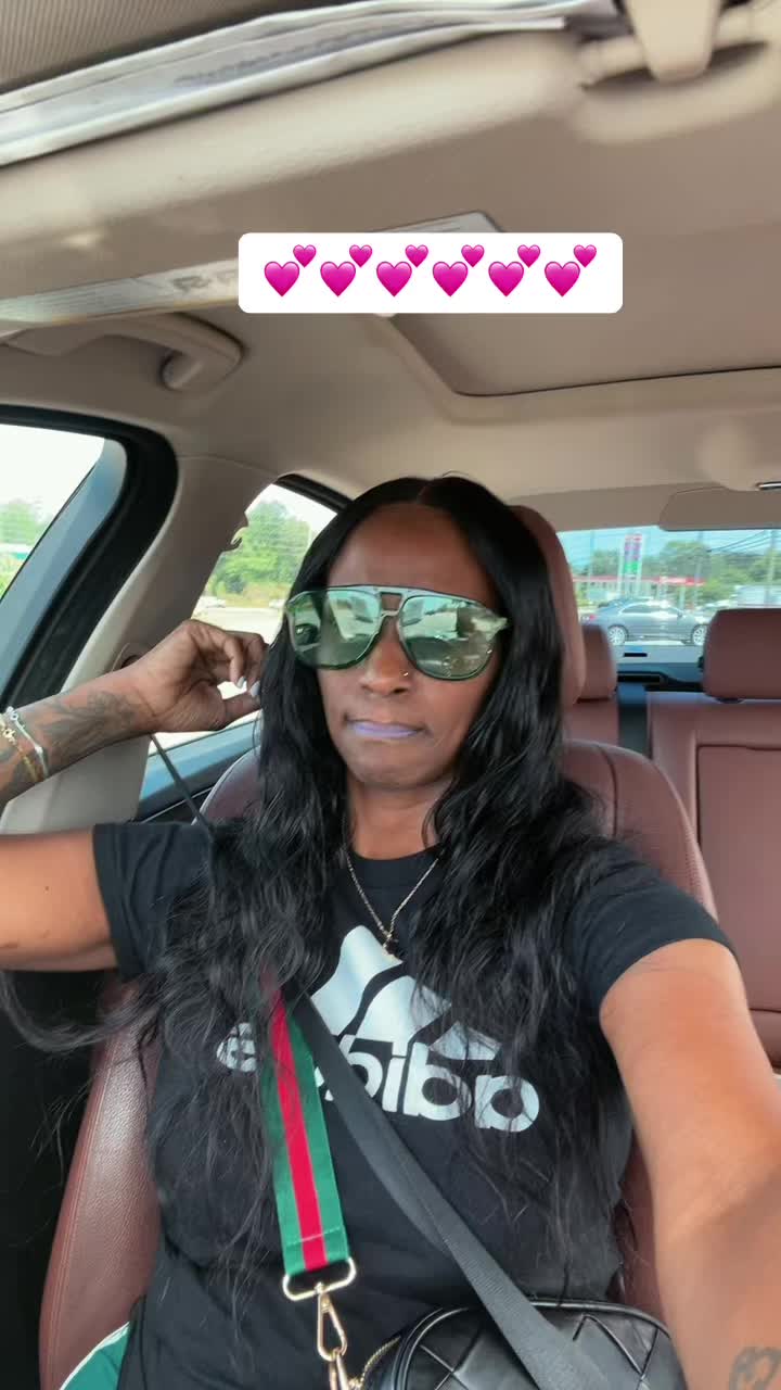 @dee.speaks