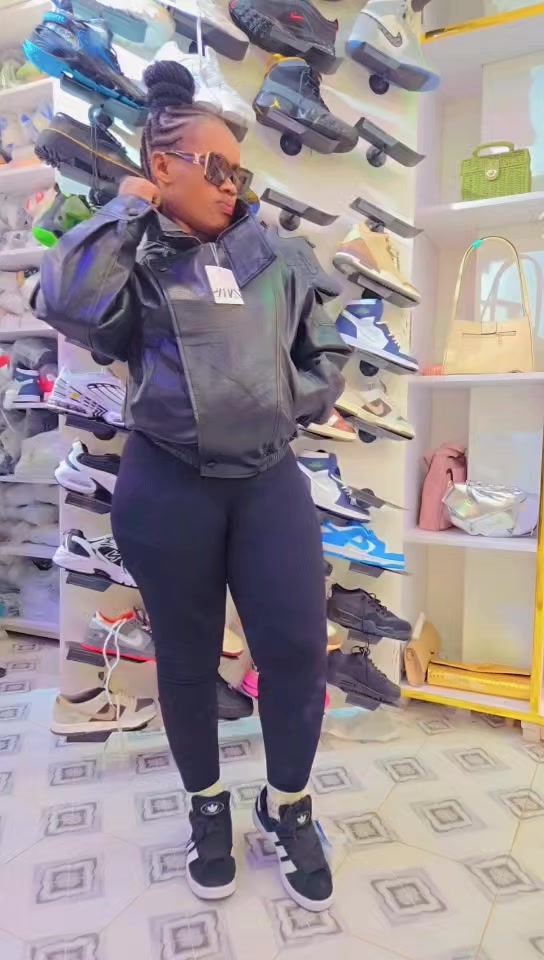 @Ashley Collections