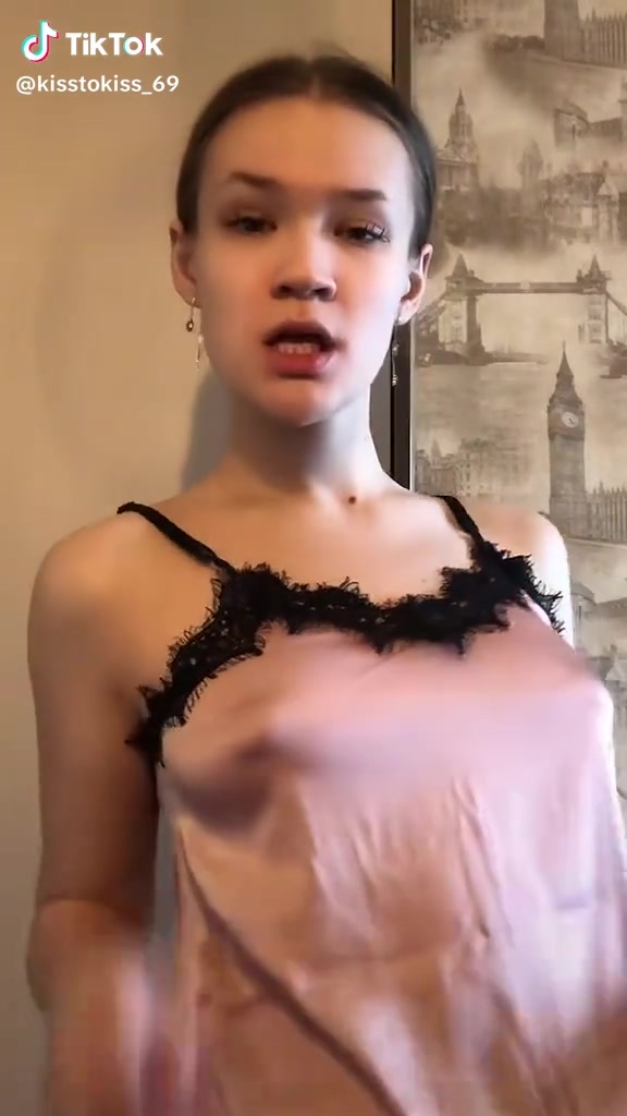 @Hotgirlsoftictok