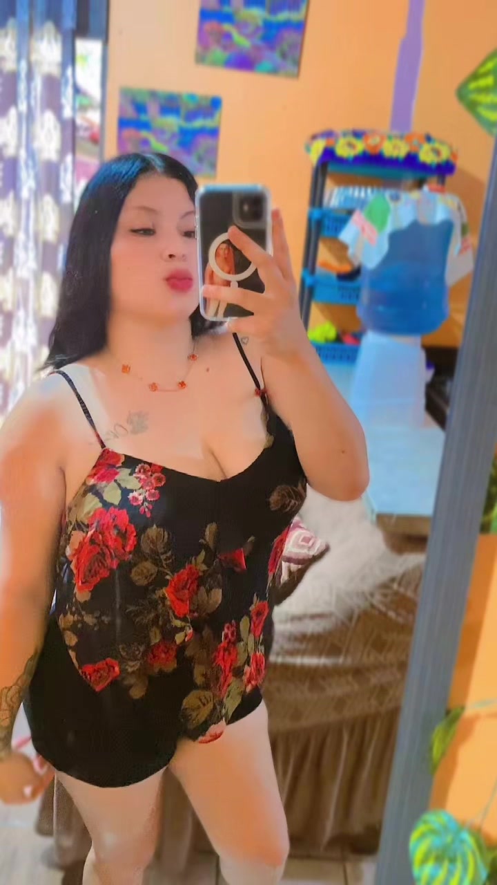 @👅KENIA