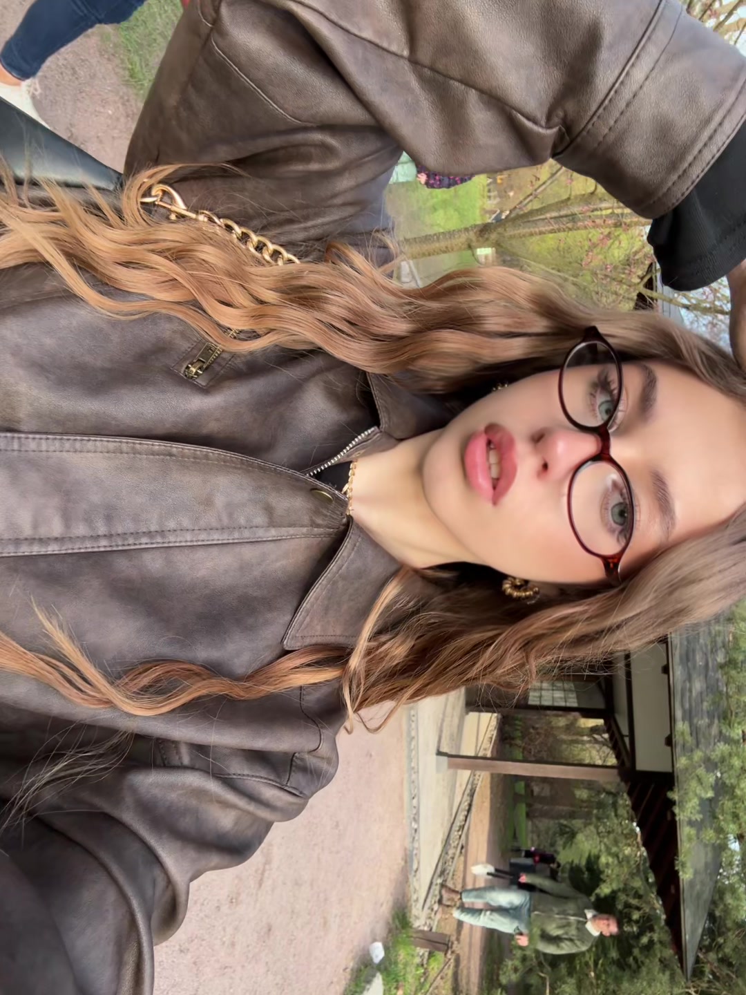 @danielaa