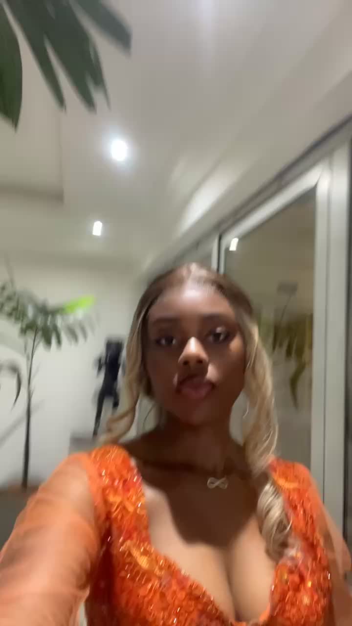@Who’s that girl ? 🧸💞