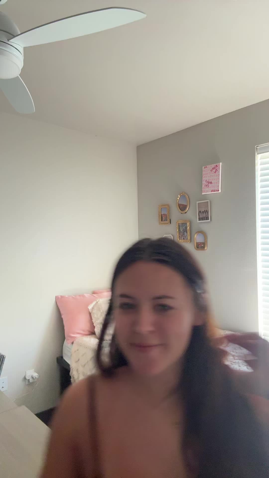 @leonie