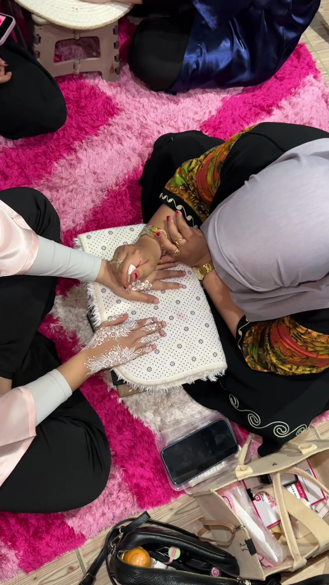 @Harma_henna