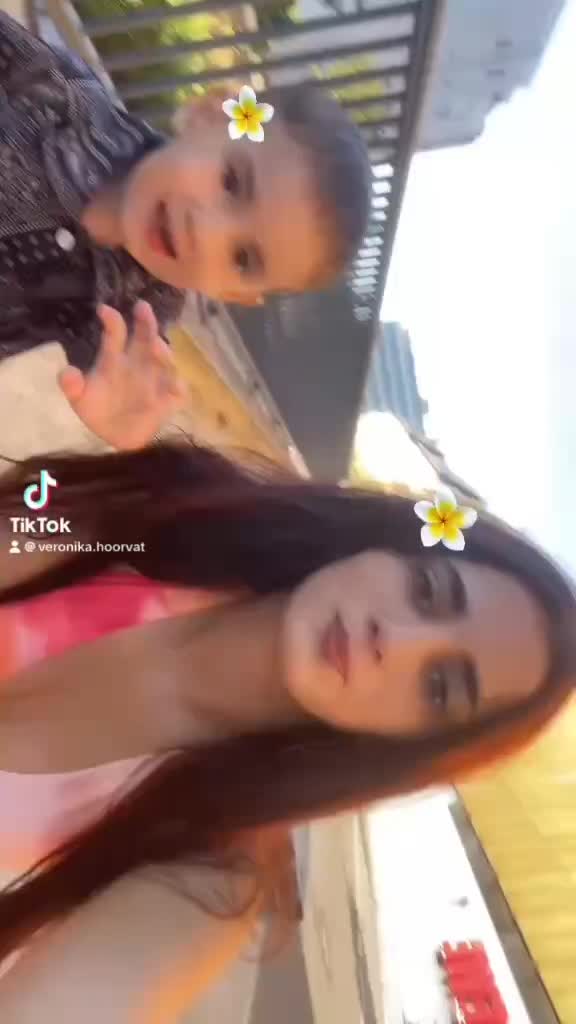 @👸🏽