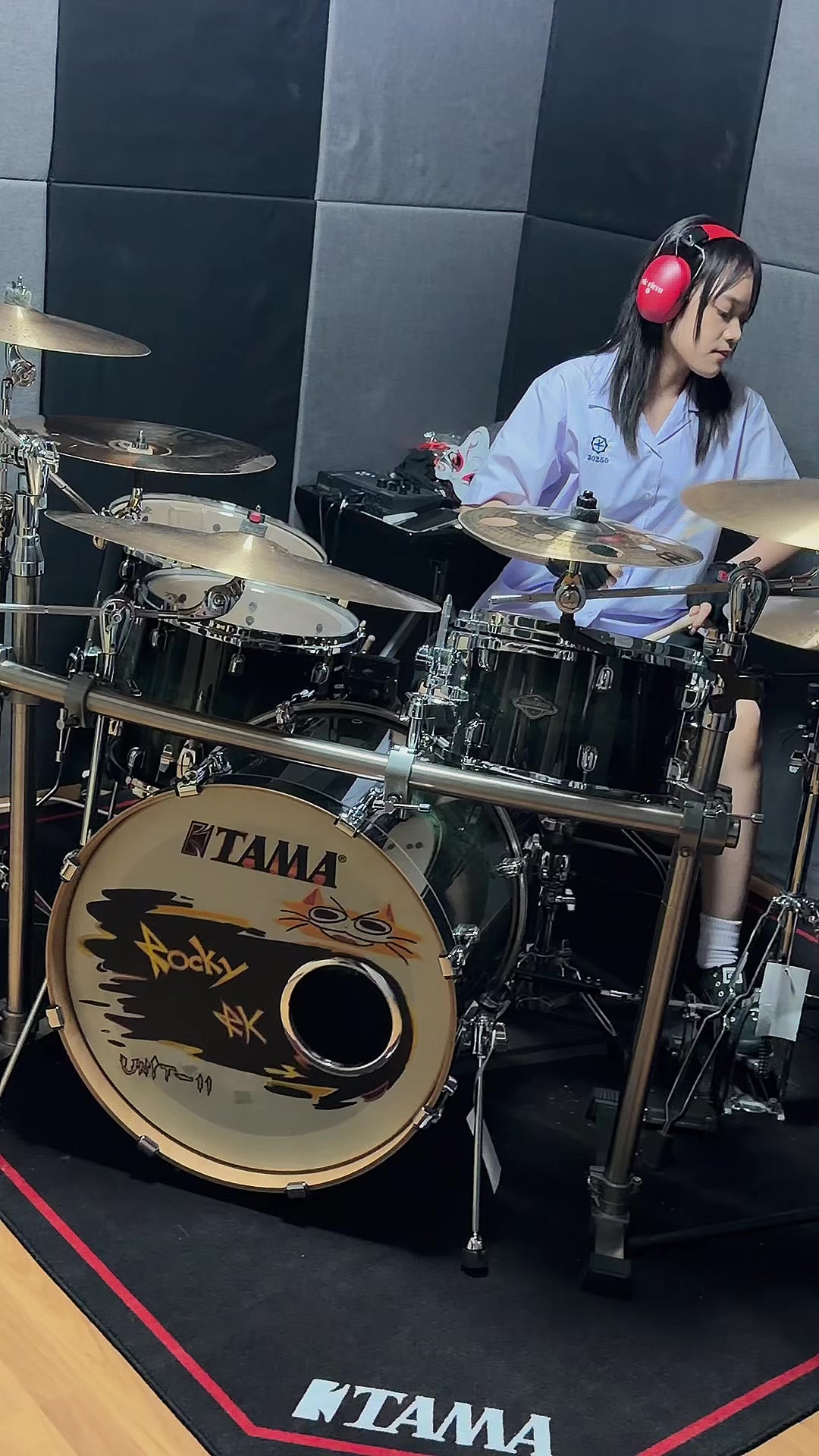 @RockyRk