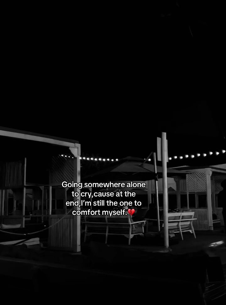 @BROKEN SOUL💔🥀.