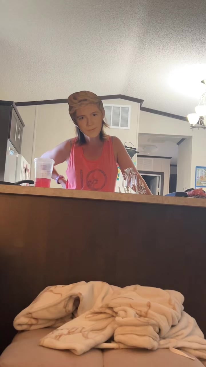 @emerie 🇨🇦