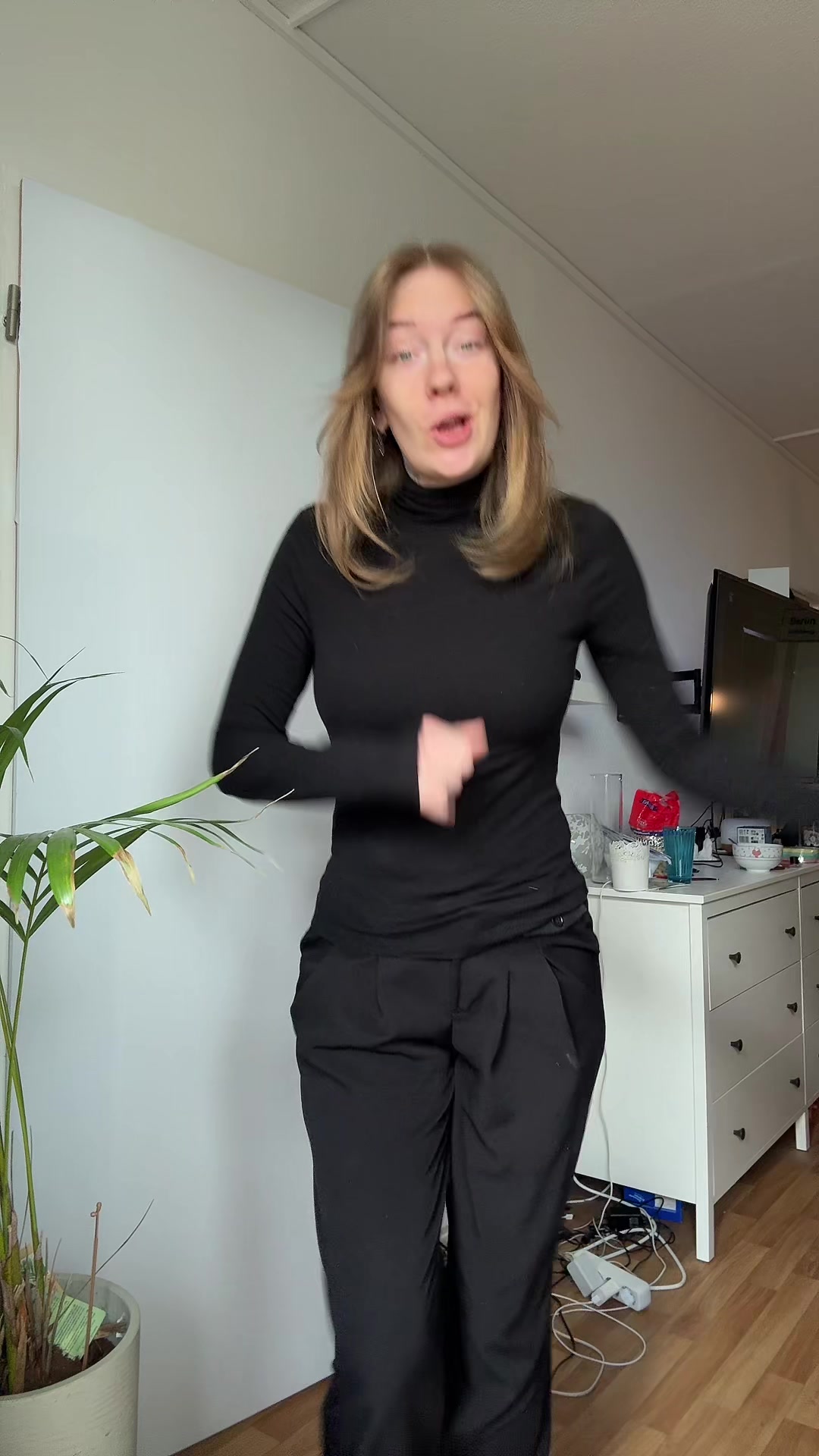 @AnonymesDing