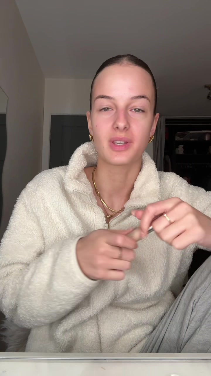 @thaysa