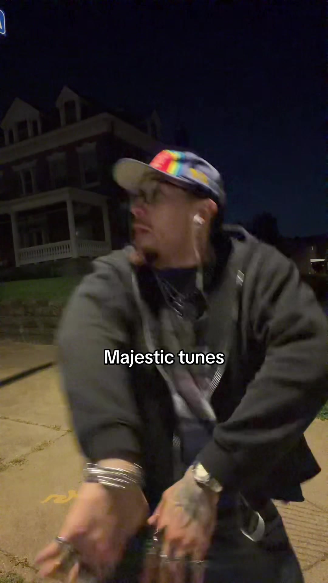 @Fezz