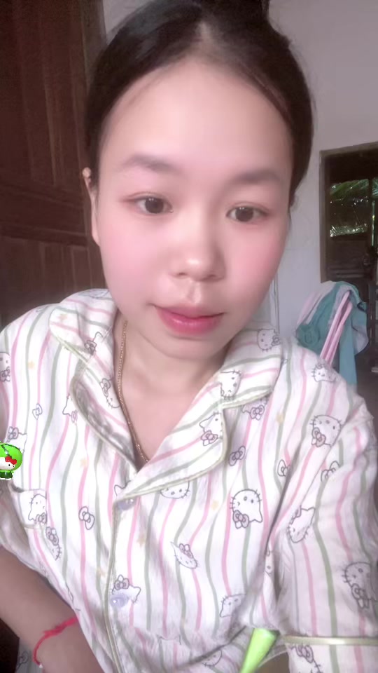 @Nong Vee