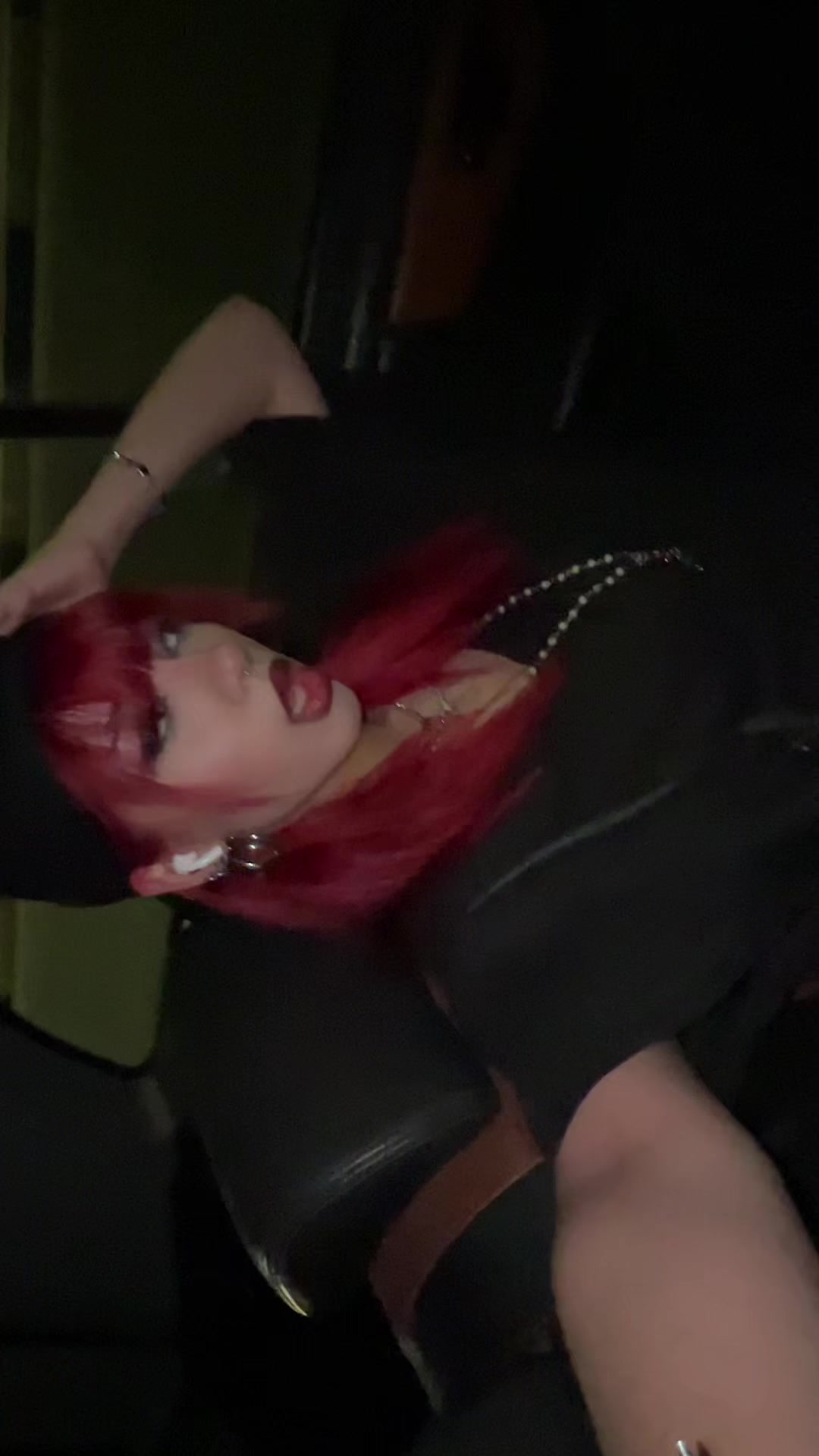 @hellxxrz