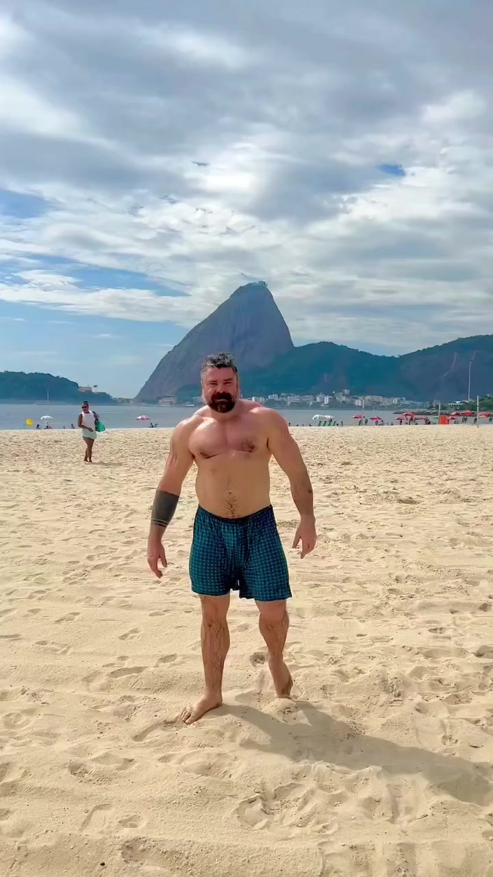 @muscledaddies