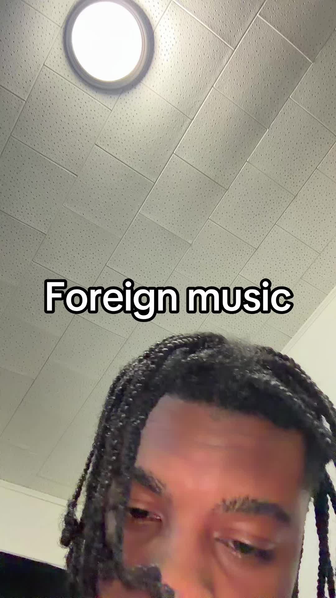 @&Eacute;.T.