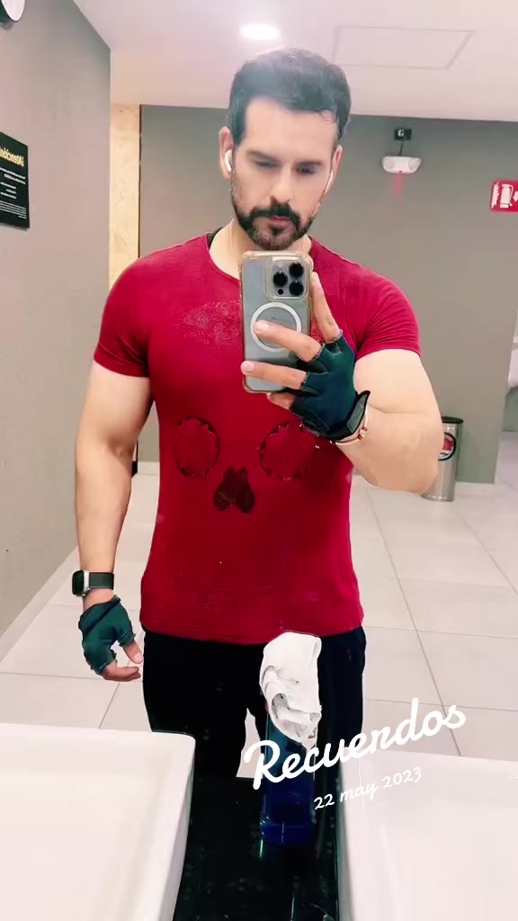 @yosoymickiboi