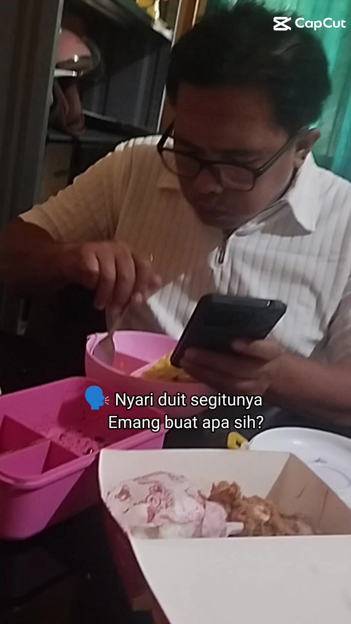 @momhie