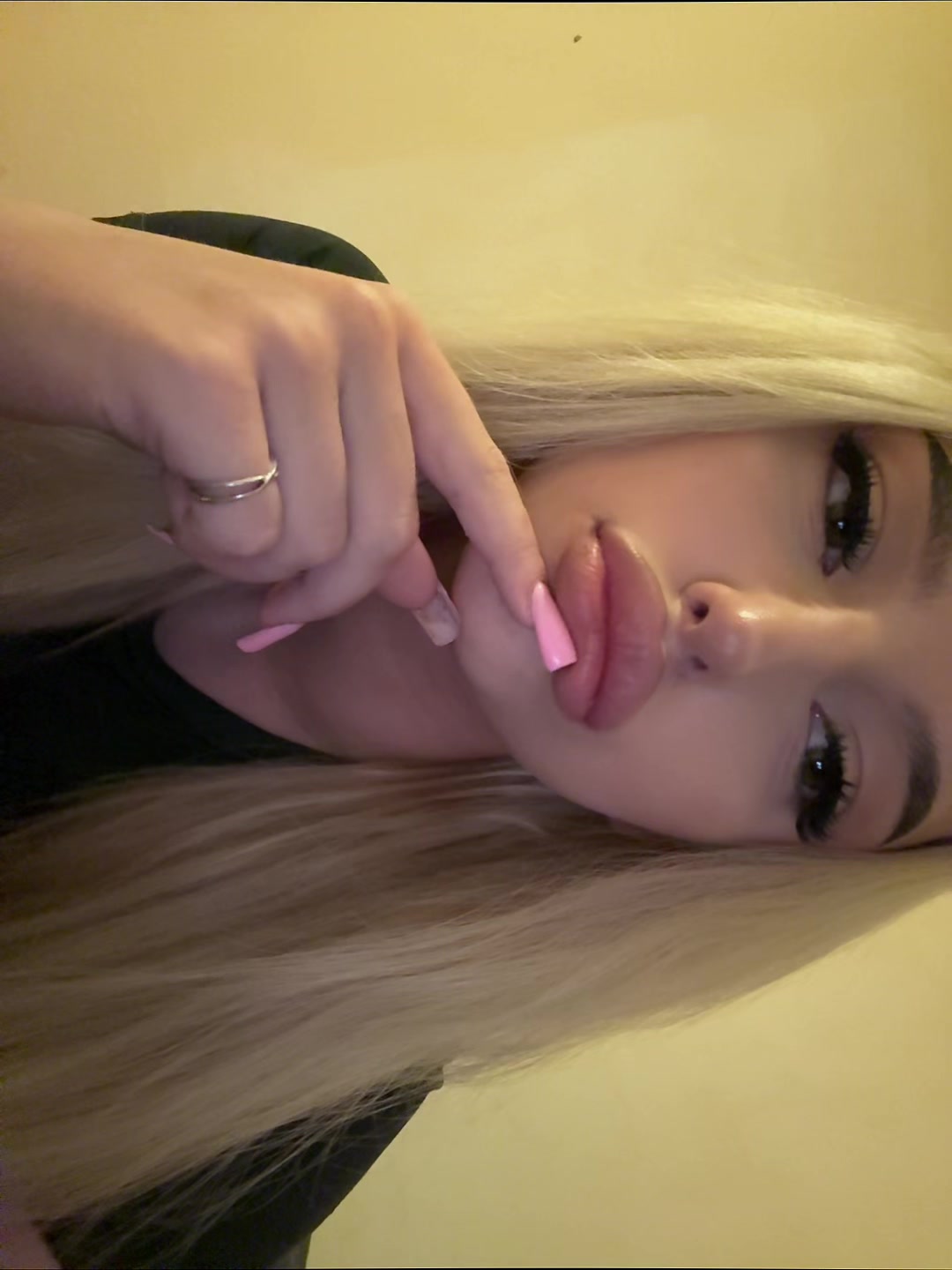 @sophia