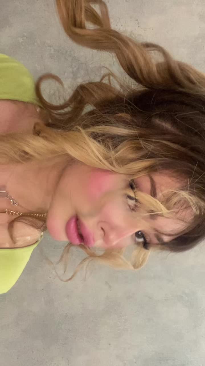 @nazninanjomi