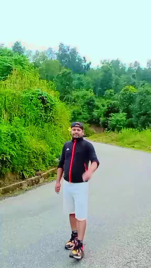 @अर्जुन सेन्चुरी ßκ. (गाउँले )